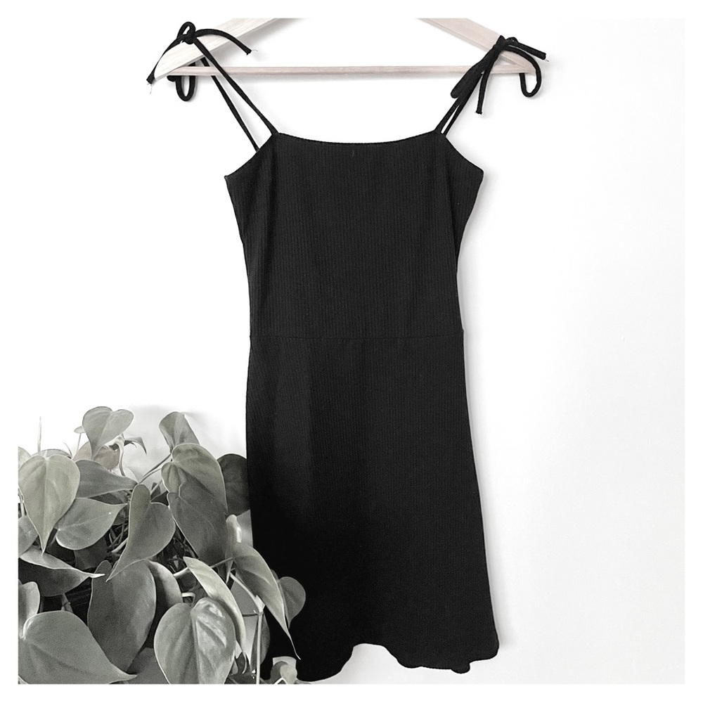 $120 Reformation Ribbed Mini Dress